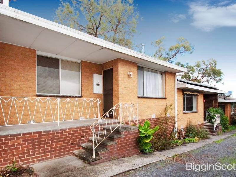 Light-Filled Two-Bedroom Unit in Prime Boronia Location