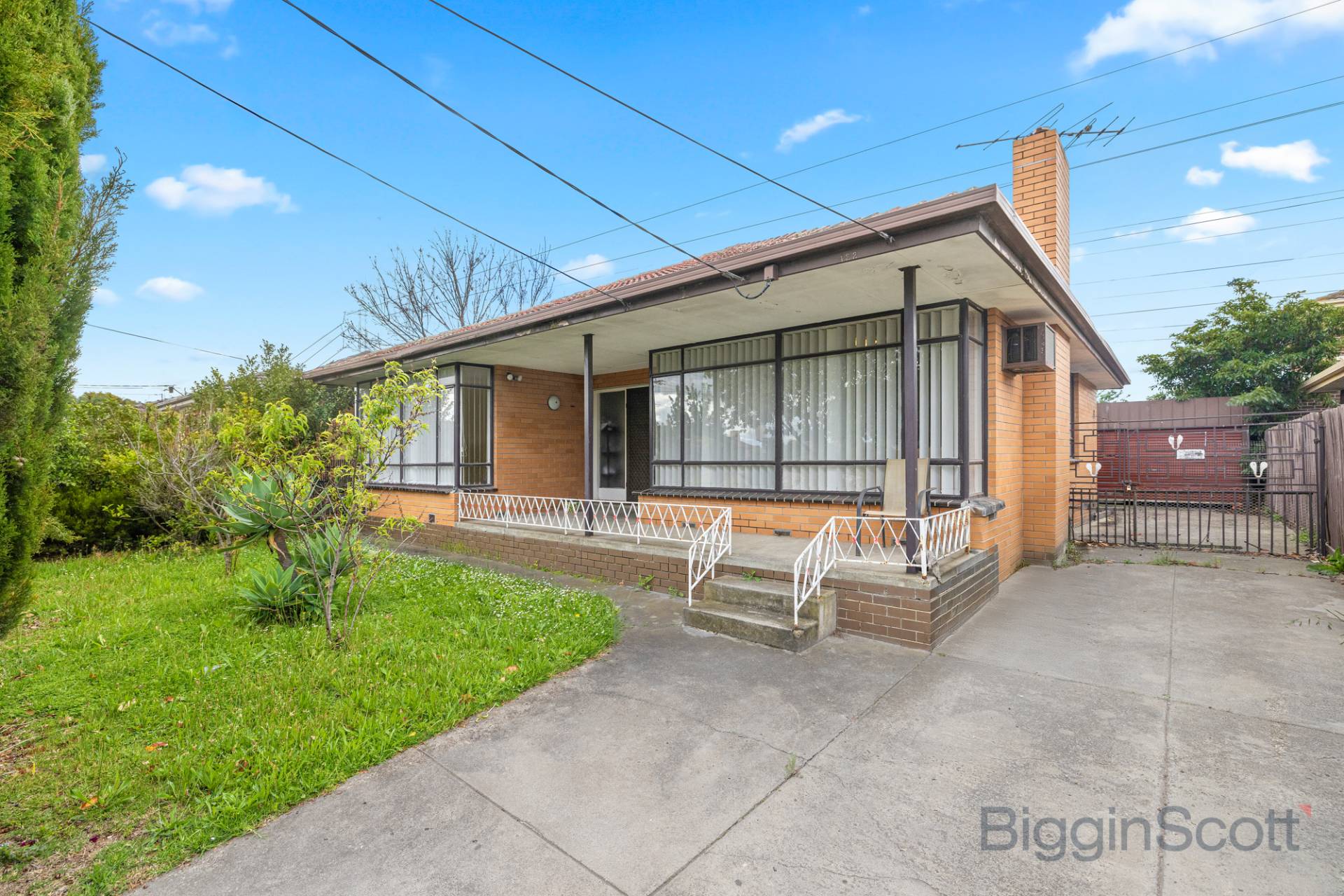 122 Oleander Drive, St Albans VIC 3021