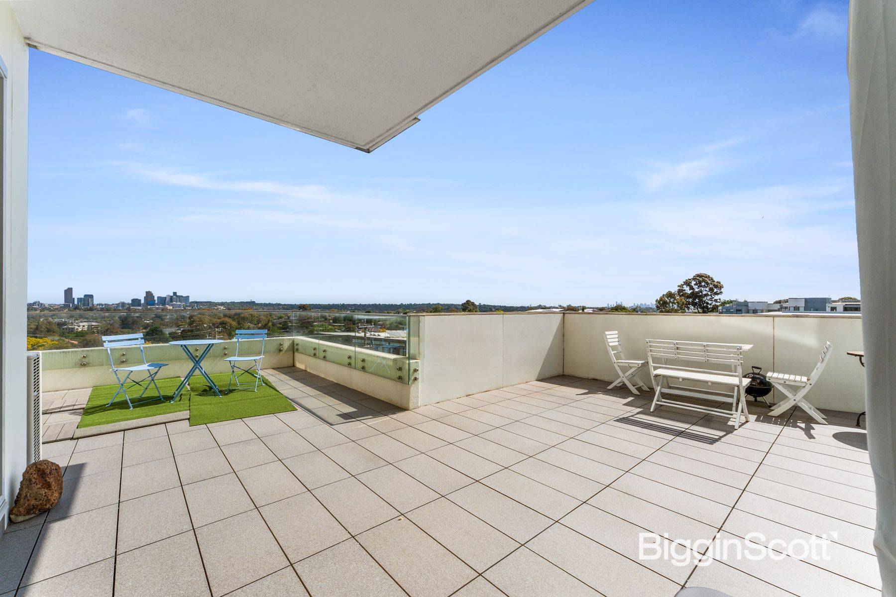 307/88 Tram Road