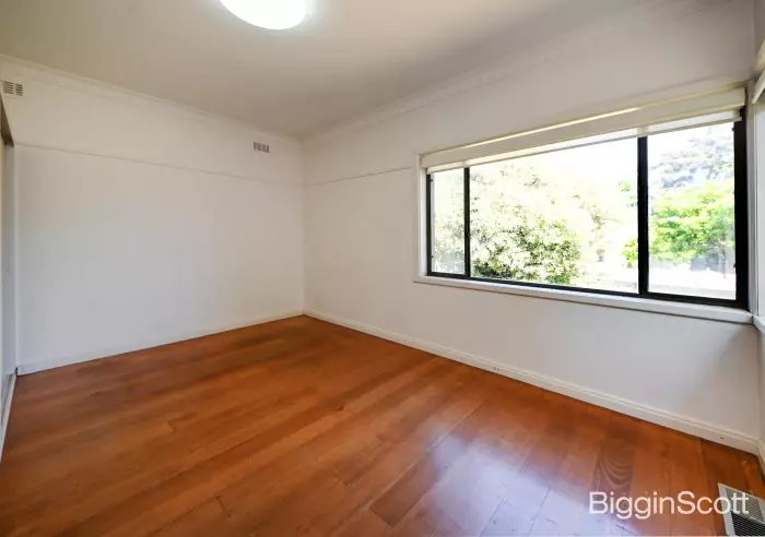 15 Lincoln Avenue, Glen Waverley, VIC, Glen Waverley - Thumbnail 6