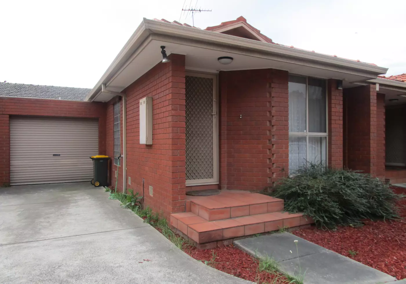 2/34 Hudson Street, Coburg, VIC, Coburg - Thumbnail 2