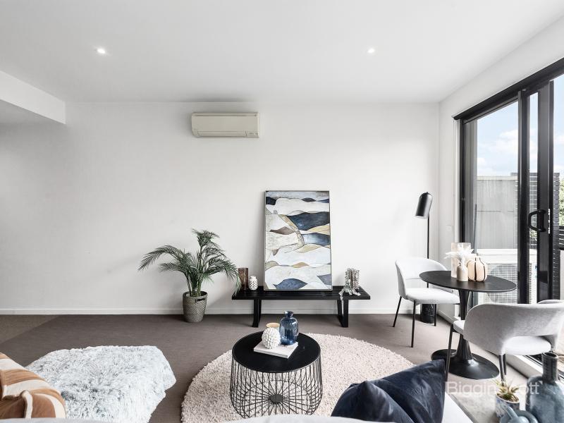 STYLE AND EASE AT "THE RICHMOND"