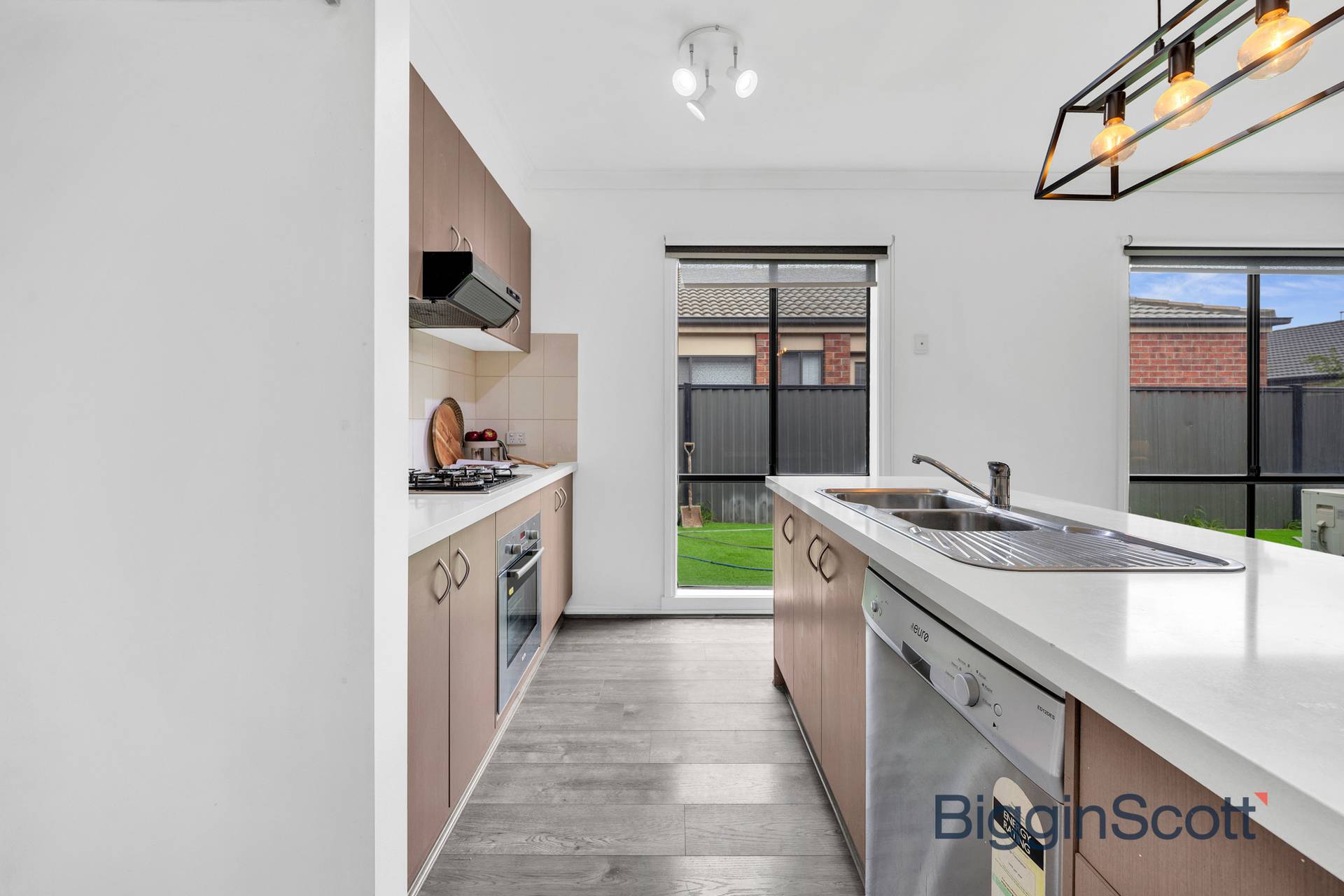 30 Kingbird Avenue, Tarneit VIC 3029, Tarneit - Thumbnail 5