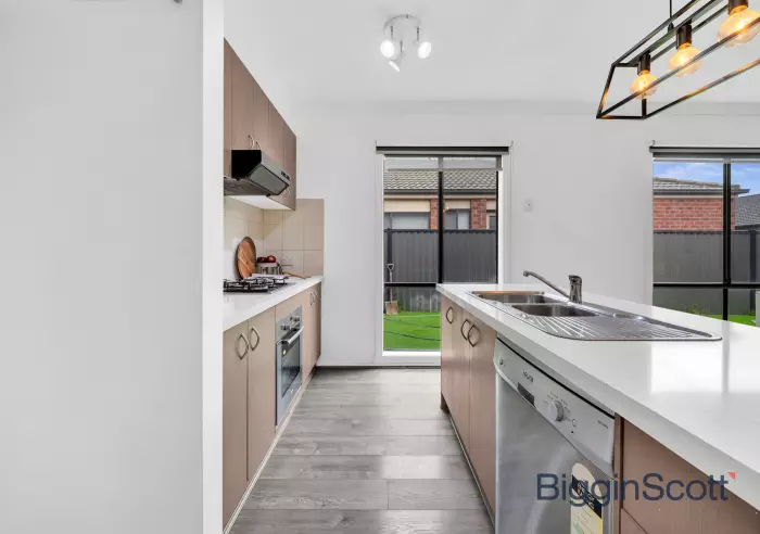 30 Kingbird Avenue, Tarneit, VIC, Tarneit - Thumbnail 6