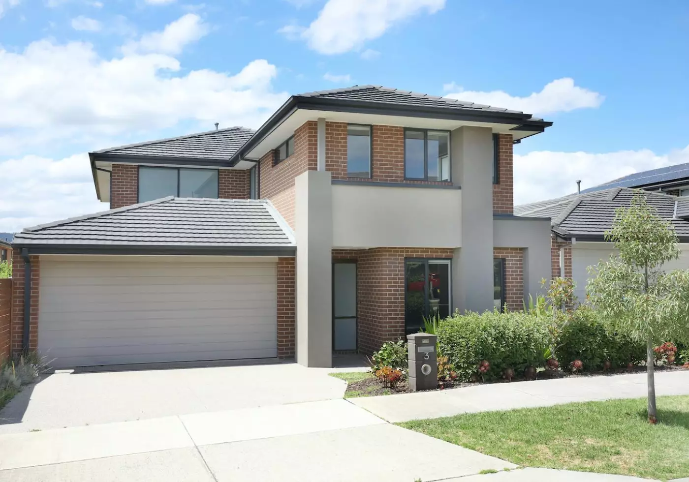 Room 1 / 3 Flora Grove, Wantirna South, VIC, Wantirna South - Thumbnail 2