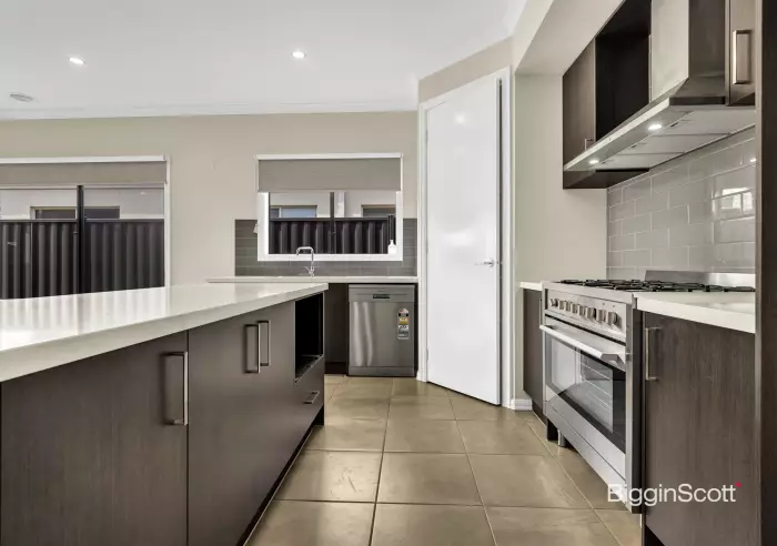 44 Alderney Street, Tarneit, VIC, Tarneit - Thumbnail 3