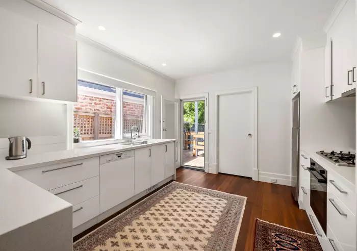 13 Clarence Street, Elsternwick, VIC, Elsternwick - Thumbnail 4