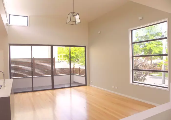 2/90 Thames St, Box Hill North, VIC, Box Hill North - Thumbnail 3