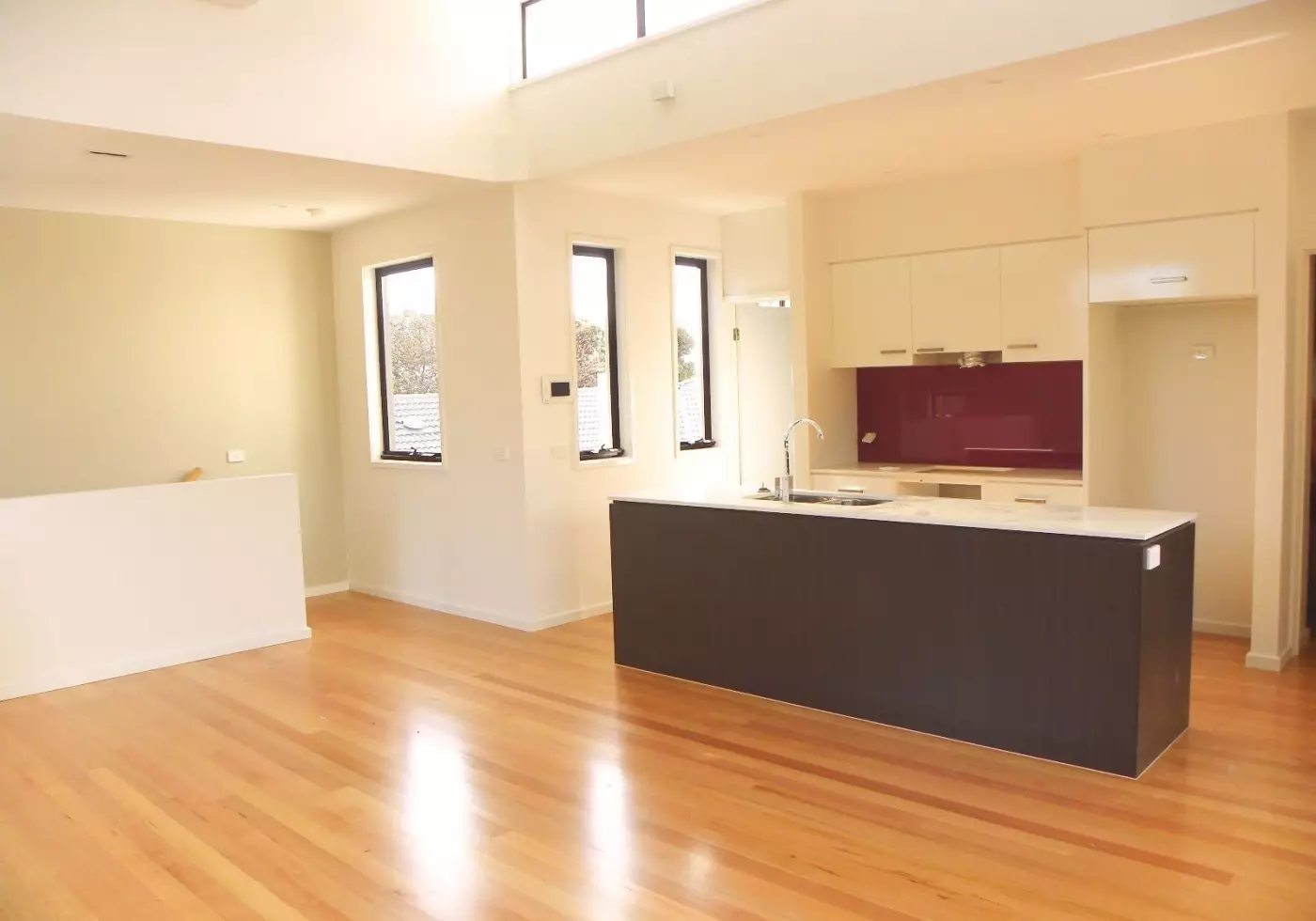 2/90 Thames St, Box Hill North, VIC, Box Hill North - Thumbnail 2
