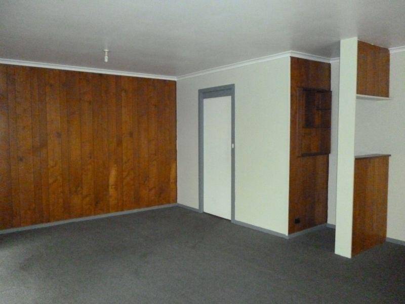 32 Stradbroke Drive, St Albans VIC 3021, St Albans - Thumbnail 5