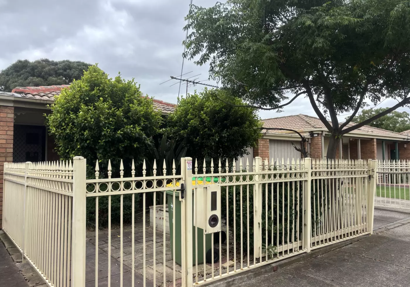 6 Cremorne Street, Braybrook, VIC, Braybrook - Thumbnail 2
