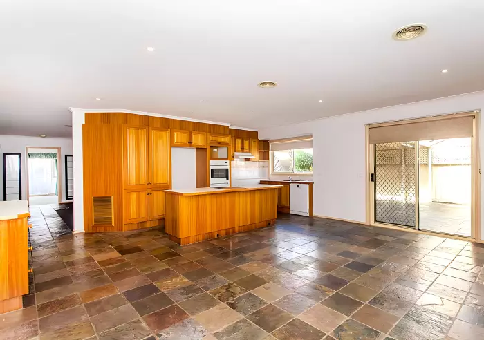 9 KILCUNDA DRIVE, Rowville, VIC, Rowville - Thumbnail 5