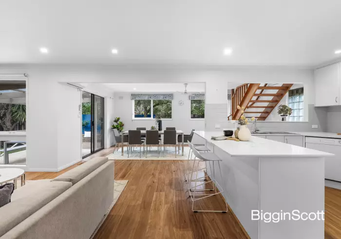 36 Galahad Crescent, Glen Waverley, VIC, Glen Waverley - Thumbnail 3