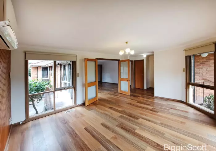 1/6 Dunscombe Avenue, Glen Waverley, VIC, Glen Waverley - Thumbnail 3