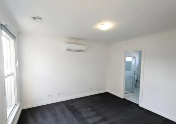 2/11 Somerset Road, Glen Iris, VIC, Glen Iris - Thumbnail 6