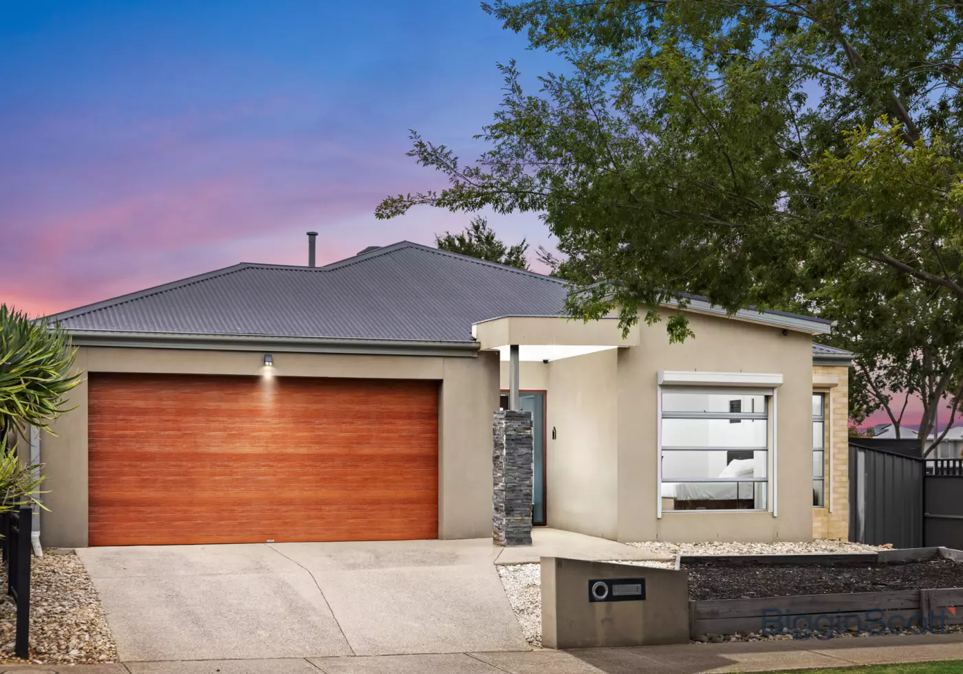 8 Whyalla Gardens, Tarneit, VIC, Tarneit - Thumbnail 2