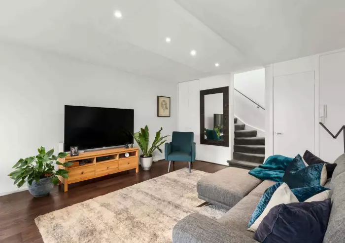 3/5 Northampton Place, South Yarra, VIC, South Yarra - Thumbnail 4