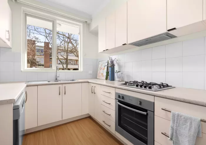 2/50 Denbigh Road, Armadale, VIC, Armadale - Thumbnail 6