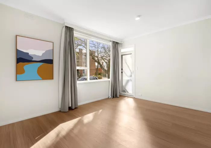 2/50 Denbigh Road, Armadale, VIC, Armadale - Thumbnail 3