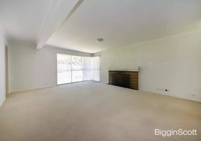 10 Magid Avenue, Wheelers Hill, VIC, Wheelers Hill - Thumbnail 3