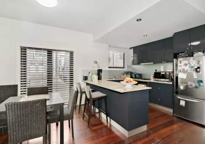 25 Hull Street, Richmond, VIC, Richmond - Thumbnail 3