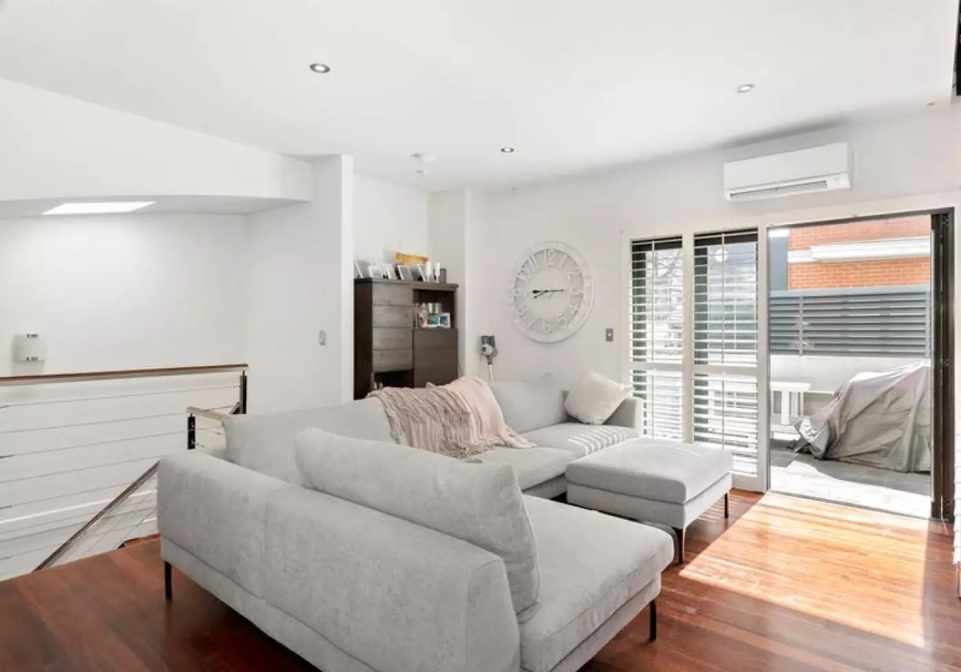 25 Hull Street, Richmond, VIC, Richmond - Thumbnail 2