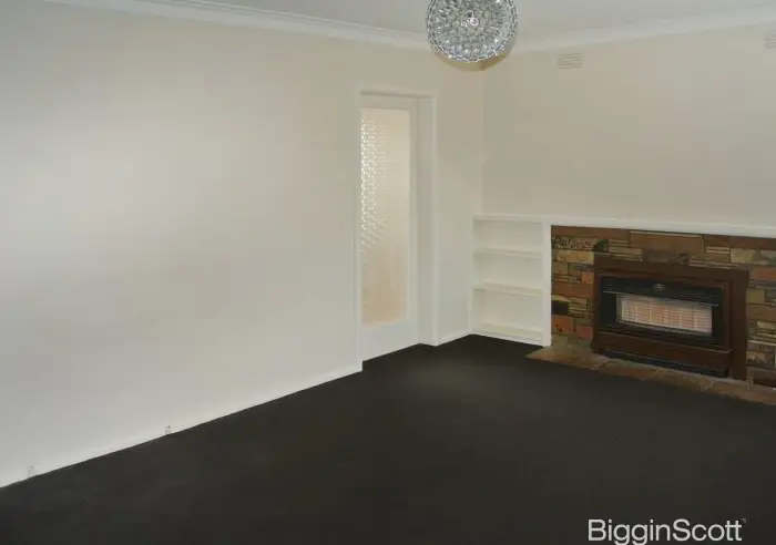 37 Lindisfarne Drive, Burwood East, VIC, Burwood East - Thumbnail 3