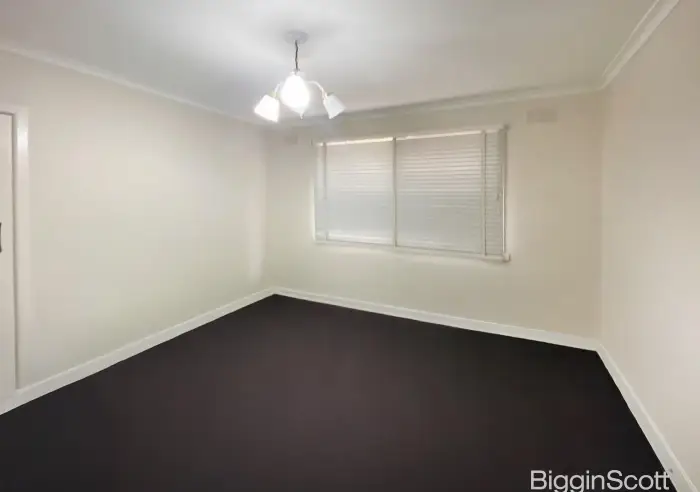 37 Lindisfarne Drive, Burwood East, VIC, Burwood East - Thumbnail 4