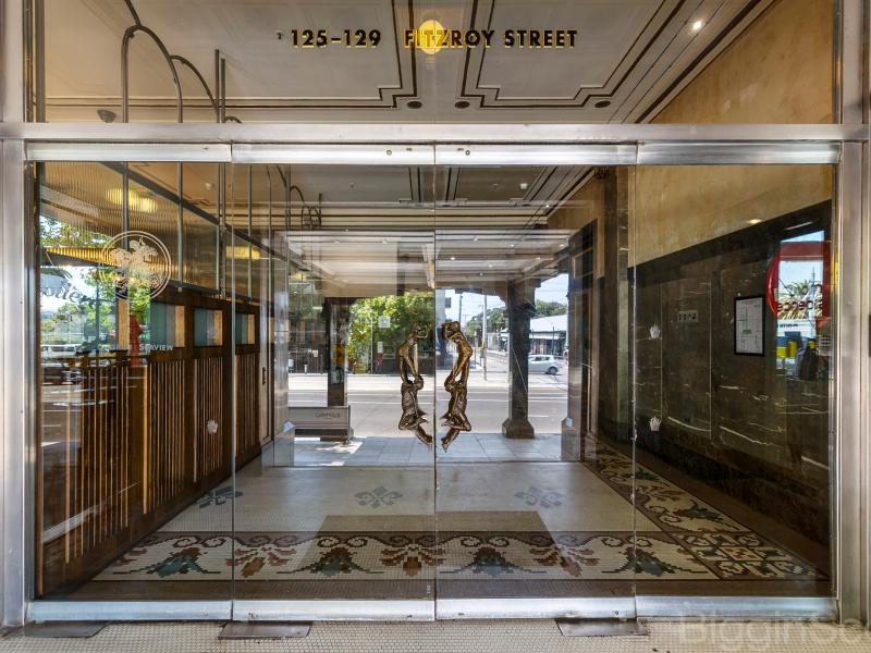 THE GEORGE - A ST KILDA ICON