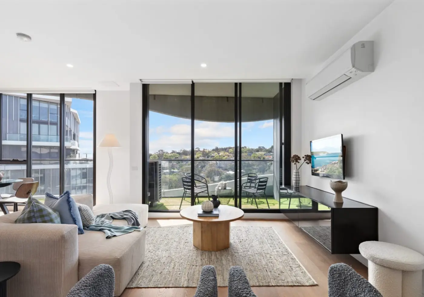 804/6 Acacia Place, Abbotsford, VIC, Abbotsford - Thumbnail 2