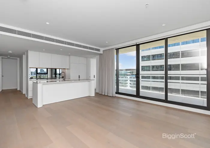 1302/8 Louise Street, Melbourne, VIC, Melbourne - Thumbnail 4