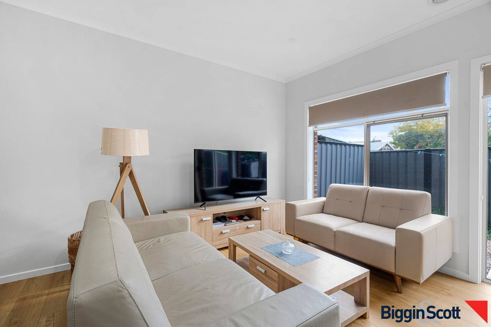 2/7 Adrian Circuit, Tarneit VIC 3029, Tarneit - Thumbnail 2