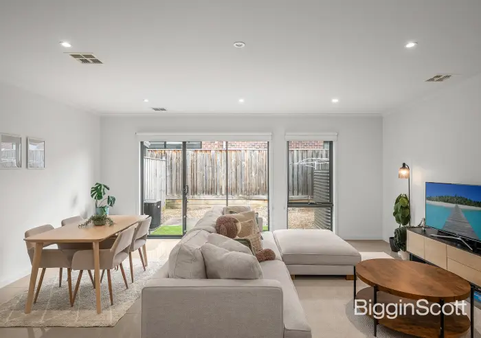 15 Panorama Drive, Wantirna South, VIC, Wantirna South - Thumbnail 3