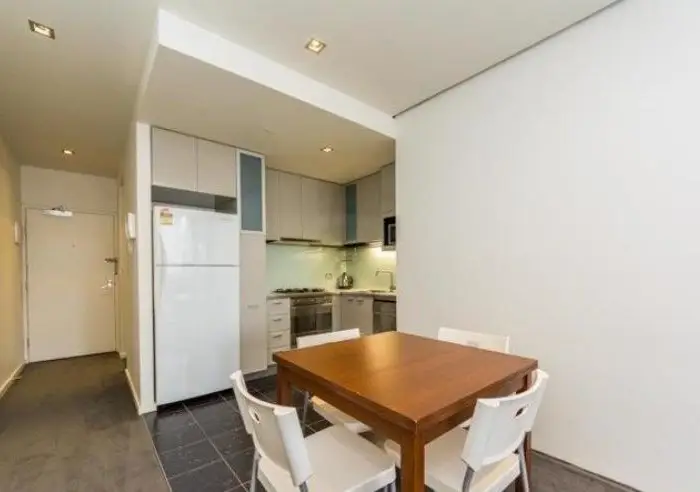 710/68 LaTrobe Street, Melbourne, VIC, Melbourne - Thumbnail 3