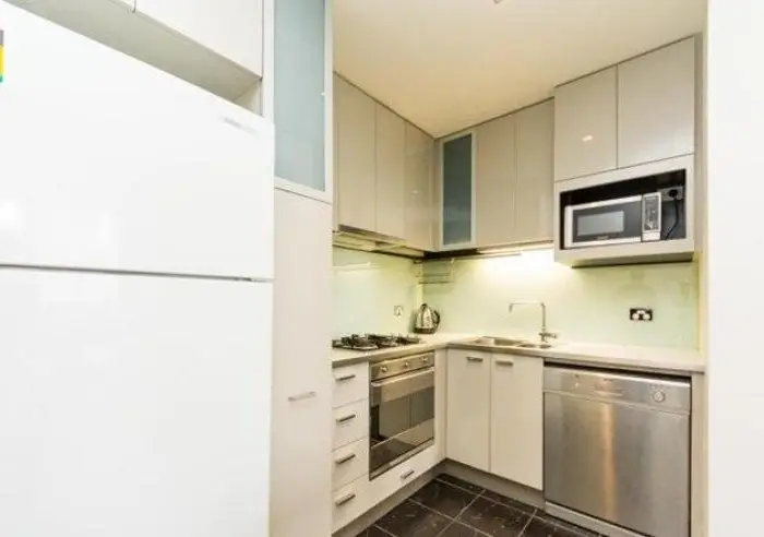 710/68 LaTrobe Street, Melbourne, VIC, Melbourne - Thumbnail 4