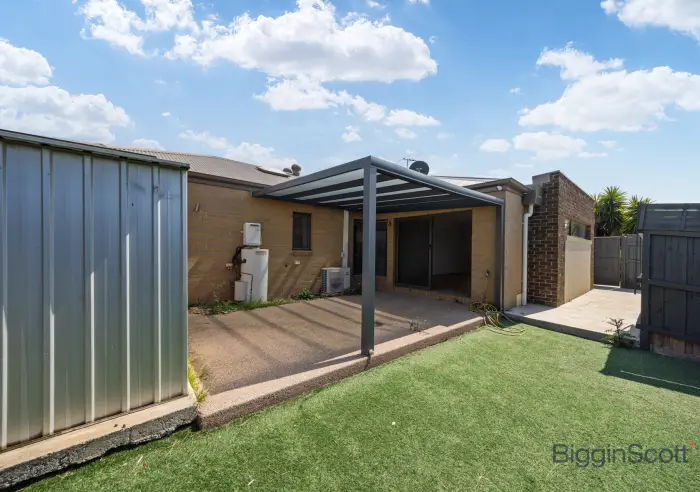 1/19 Larson Avenue, Tarneit, VIC, Tarneit - Thumbnail 4