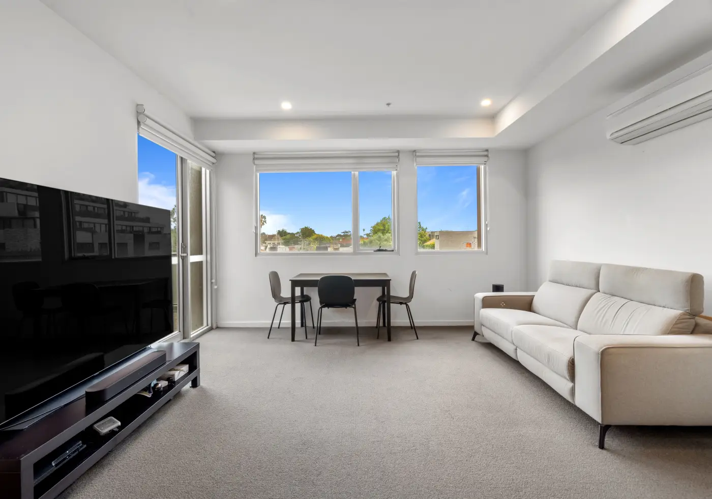 202/33 James Street, Windsor, VIC, Windsor - Thumbnail 2