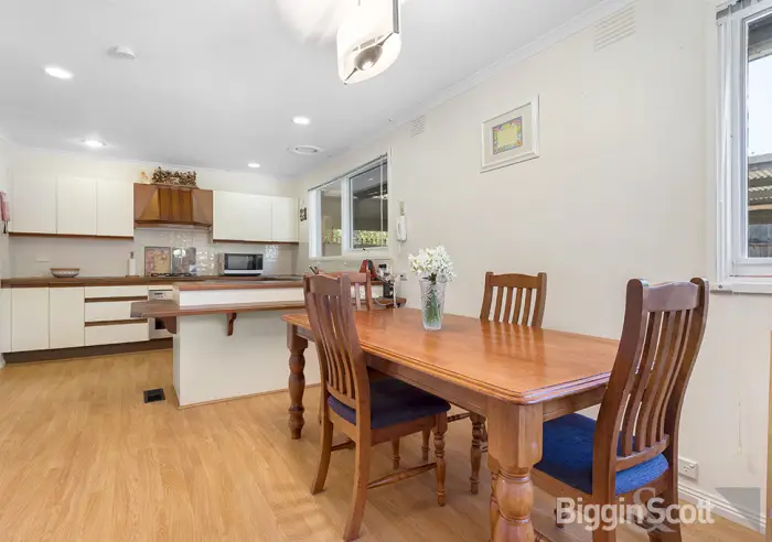 42 Calderwood Avenue, Wheelers Hill, VIC, Wheelers Hill - Thumbnail 6