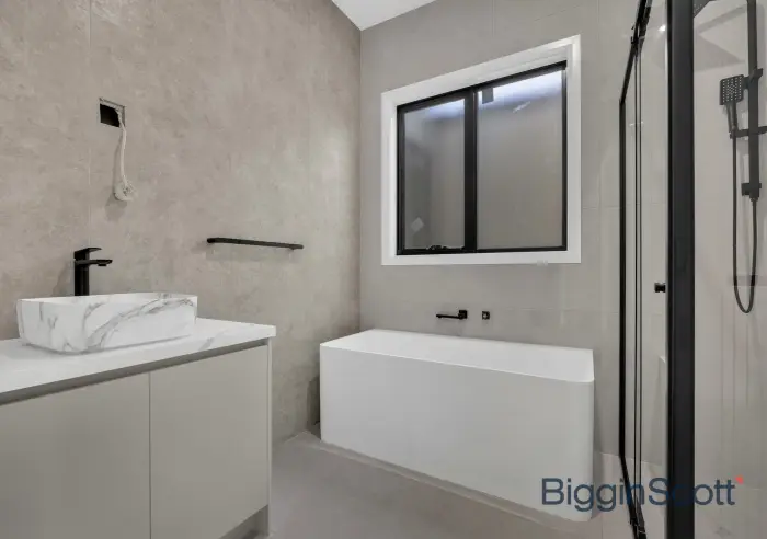 8 Dunphy Street, Tarneit, VIC, Tarneit - Thumbnail 4