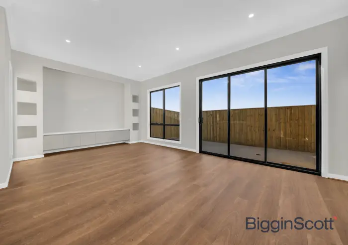 8 Dunphy Street, Tarneit, VIC, Tarneit - Thumbnail 3