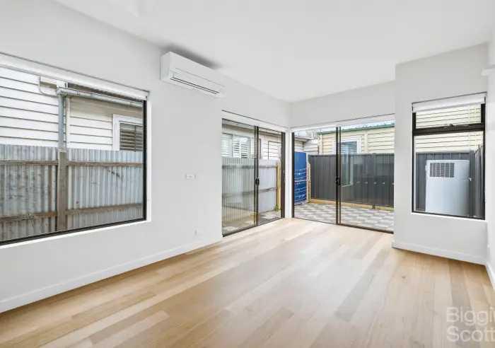 29 Glover Street, South Melbourne, VIC, South Melbourne - Thumbnail 4