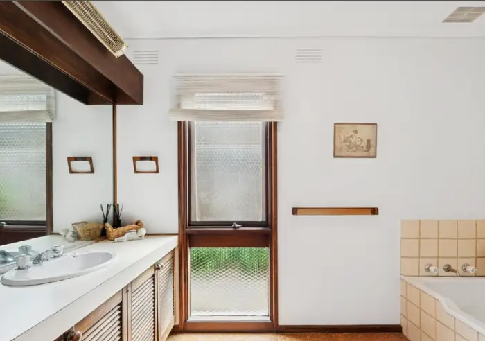 8 Viscount Dr, Doncaster, VIC, Doncaster - Thumbnail 3