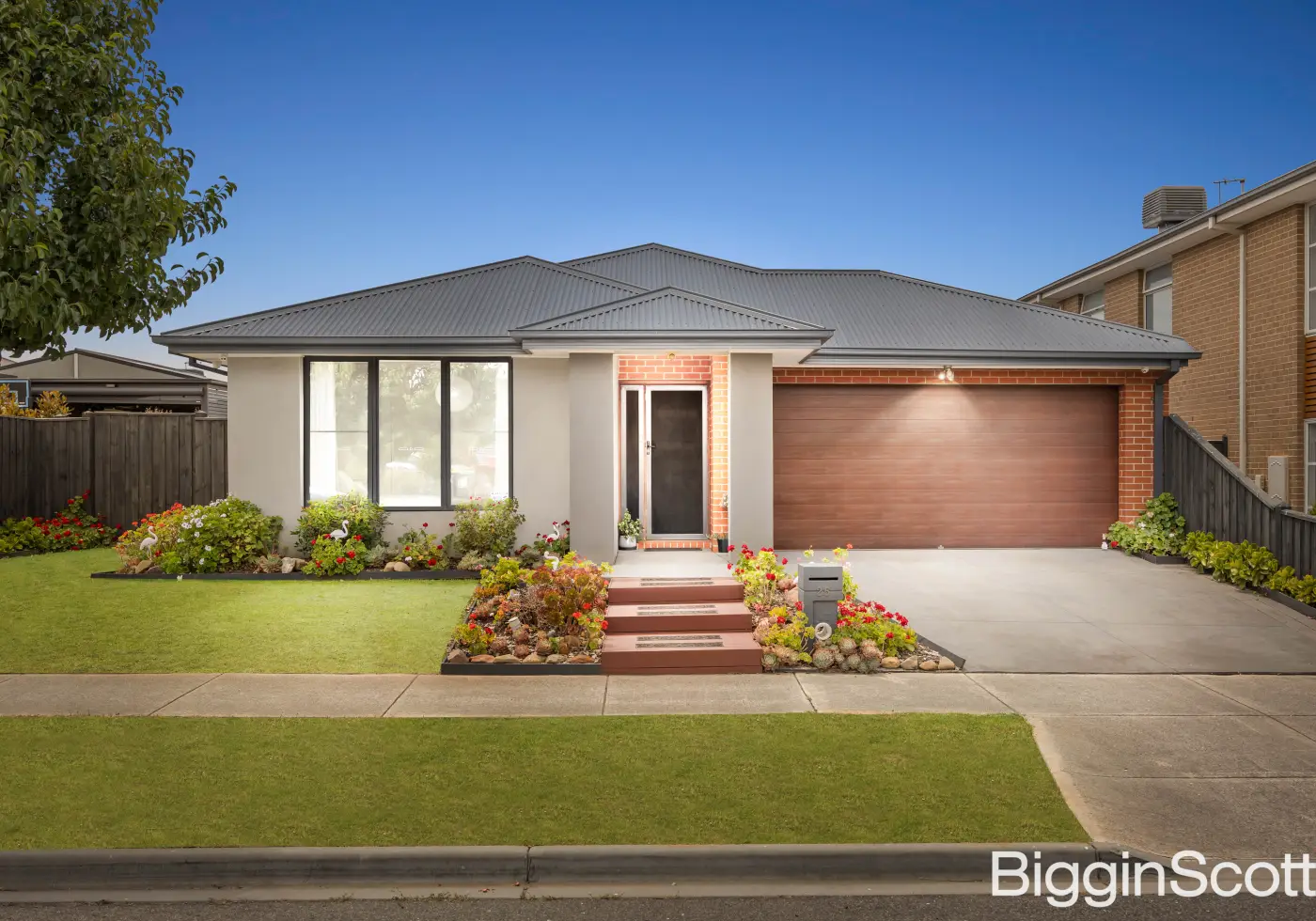 25 Hartney Avenue, Mickleham, VIC, Mickleham - Thumbnail 2