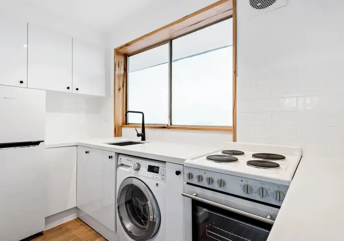 2/70 Carlisle Street, St Kilda East, VIC, St Kilda East - Thumbnail 4
