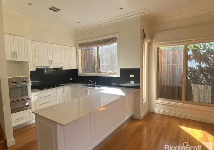 2/14 Sylvan Street, Balwyn North, VIC, Balwyn North - Thumbnail 3