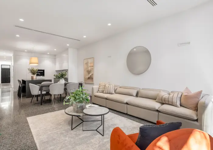 77 Raleigh Street, Windsor, VIC, Windsor - Thumbnail 4