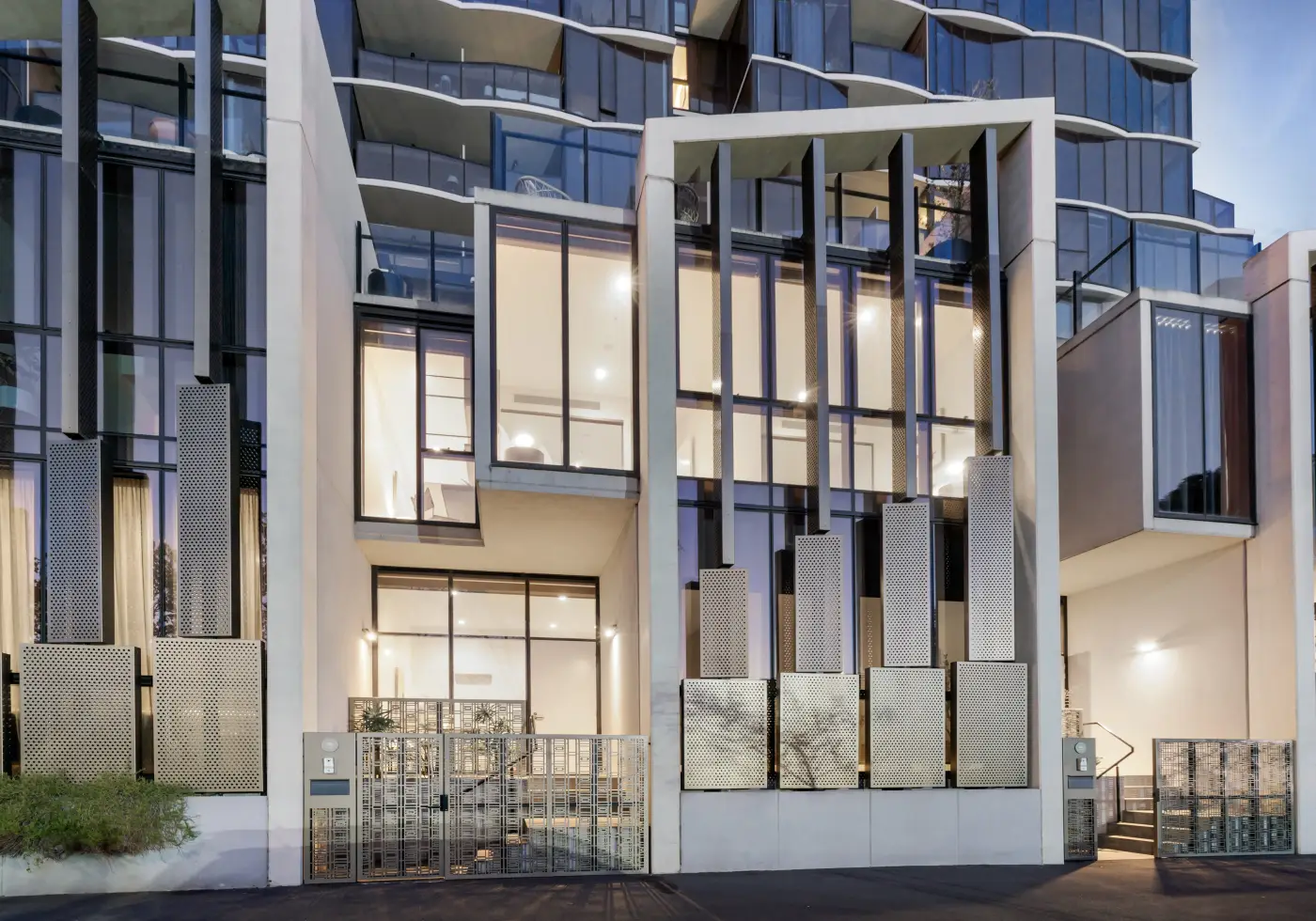 16 Prohasky Street, Port Melbourne, Port Melbourne - Thumbnail 2