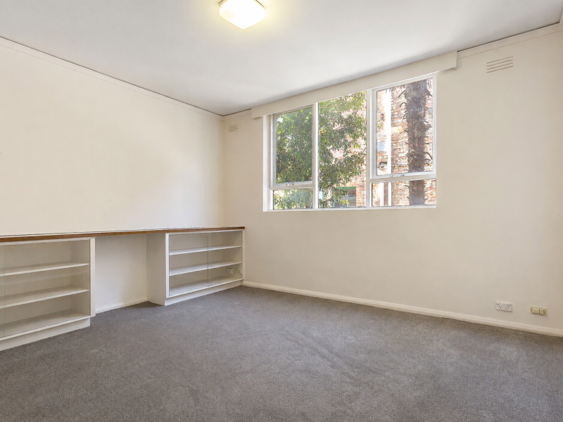 RENOVATED, EXTRA SPACIOUS & SECURE ONE BEDROOM APARTMENT