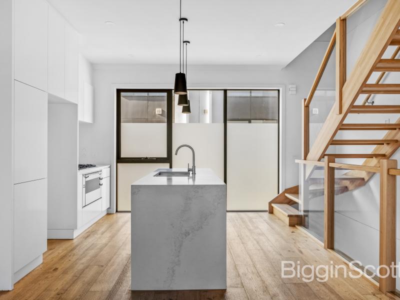 Charming 3-Bedroom Home with Garage in Port Melbourne