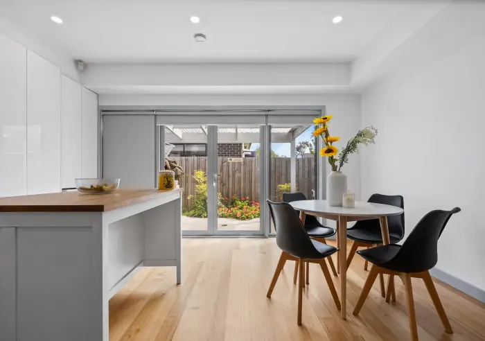 2d Taylor Avenue, Reservoir, VIC, Reservoir - Thumbnail 4